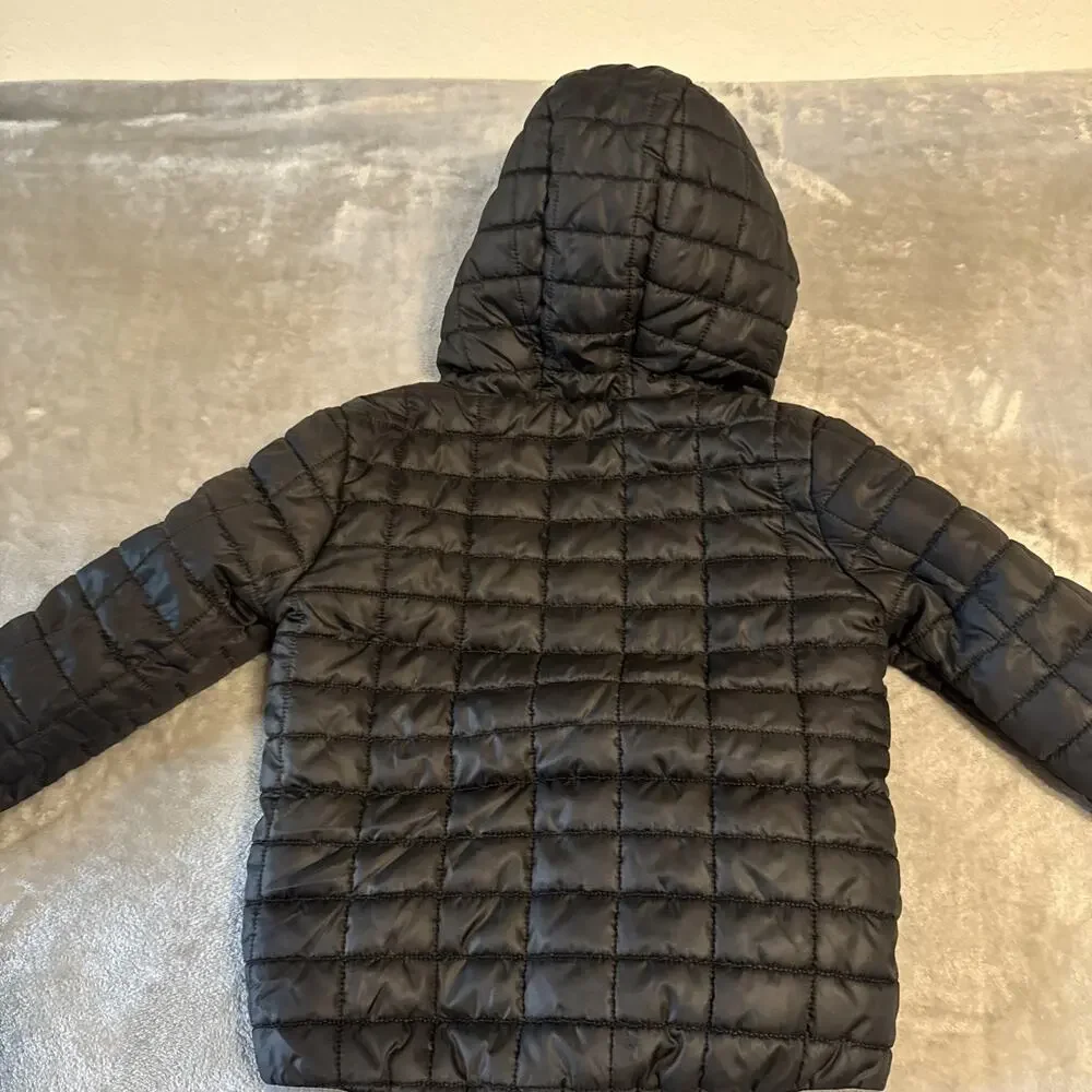 Cat & Jack Black Puffer Jacket Size 5 Year Old Unisex Pre-owned School or Play